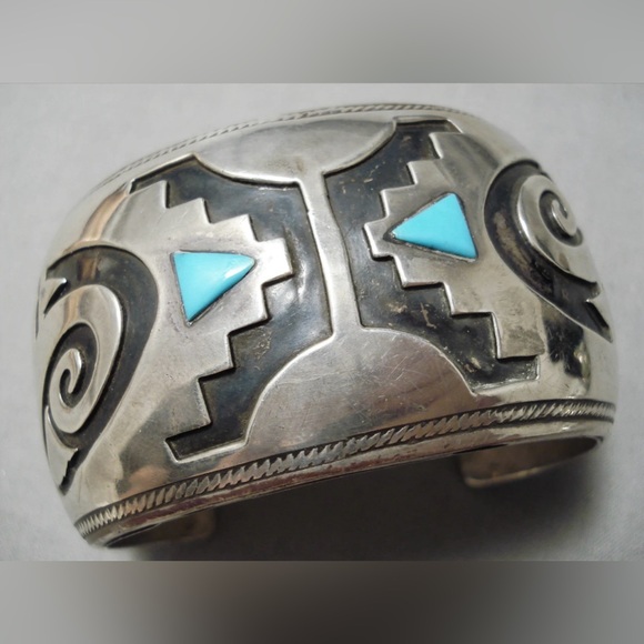 Rare Vintage Navajo & Hopi Silver and Turquoise Bracelet - Picture 3 of 6